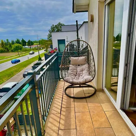 80 M2 Rootfop With Balcony & Free Parking * גרסדורף ביי וין