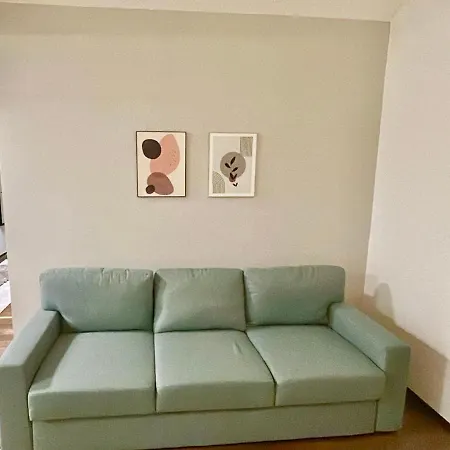 דירה 80 M2 Rootfop With Balcony & Free Parking *
